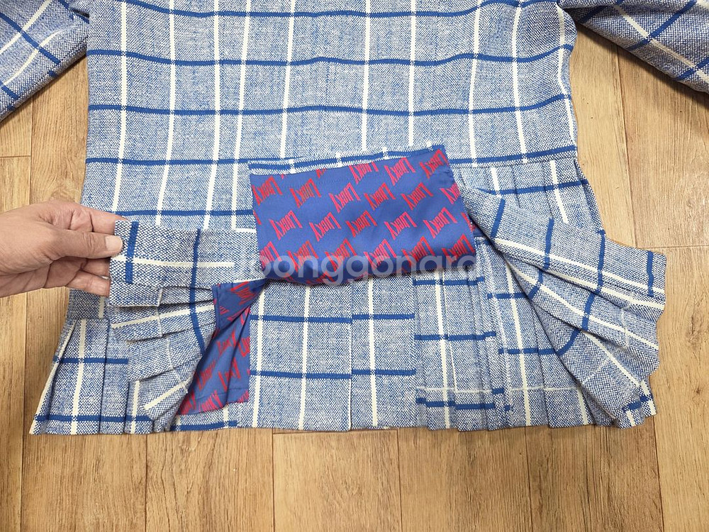 럭키슈에뜨 비대칭 플리츠자켓 프리사이즈 새상품--6