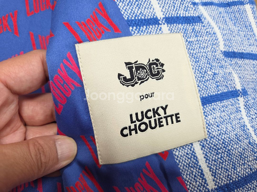 럭키슈에뜨 비대칭 플리츠자켓 프리사이즈 새상품--8