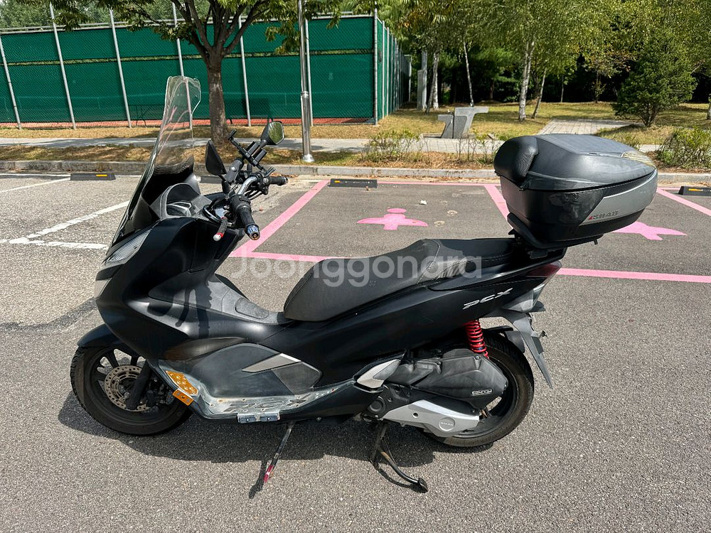 혼다 더뉴 pcx125 19년형 멧블랙컬러 판매합니다--1