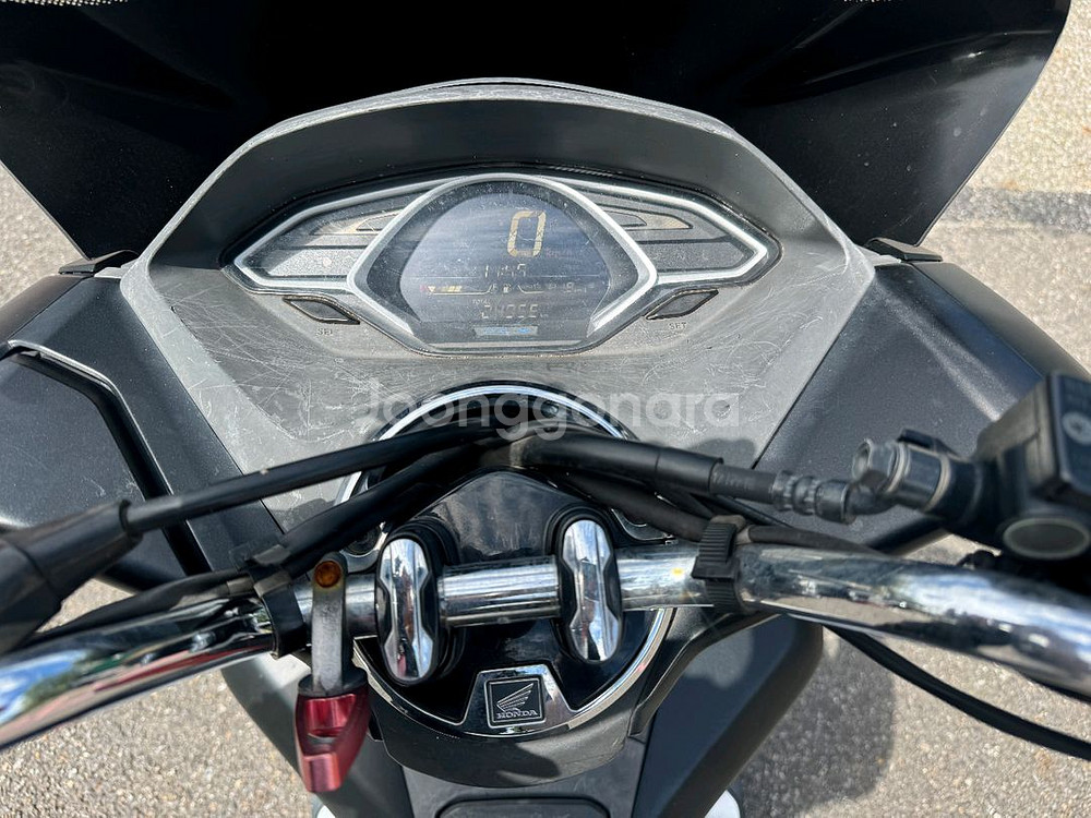 혼다 더뉴 pcx125 19년형 멧블랙컬러 판매합니다--9