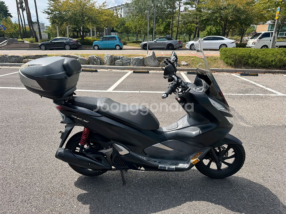 혼다 더뉴 pcx125 19년형 멧블랙컬러 판매합니다--7