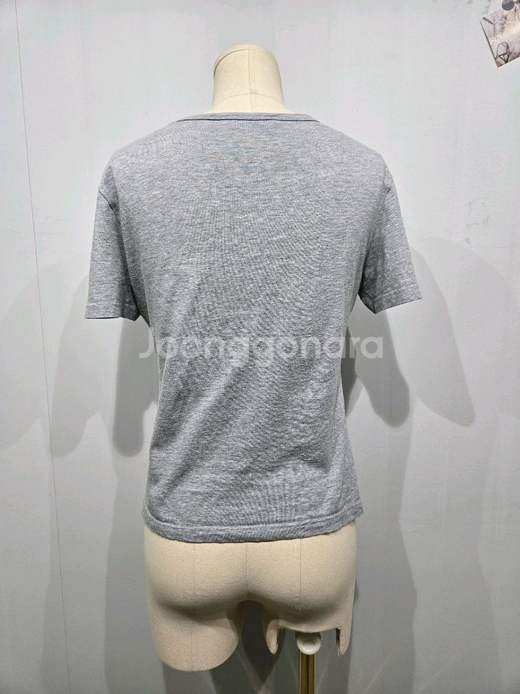 끌로에 컬렉션 그레이 반팔 티셔츠--1