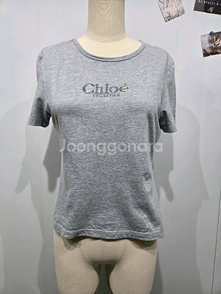 끌로에 컬렉션 그레이 반팔 티셔츠--0