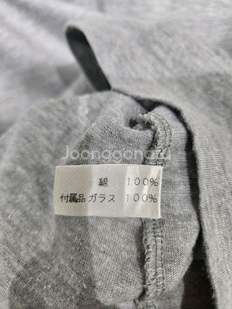 끌로에 컬렉션 그레이 반팔 티셔츠--5