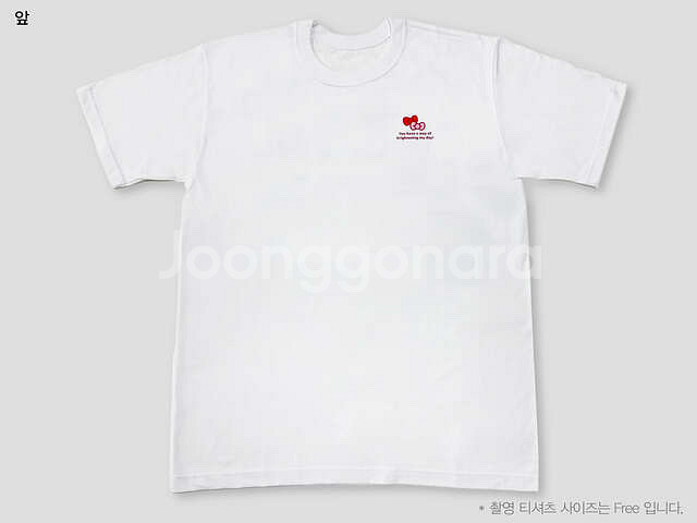 헬로키티 반팔 티셔츠--1