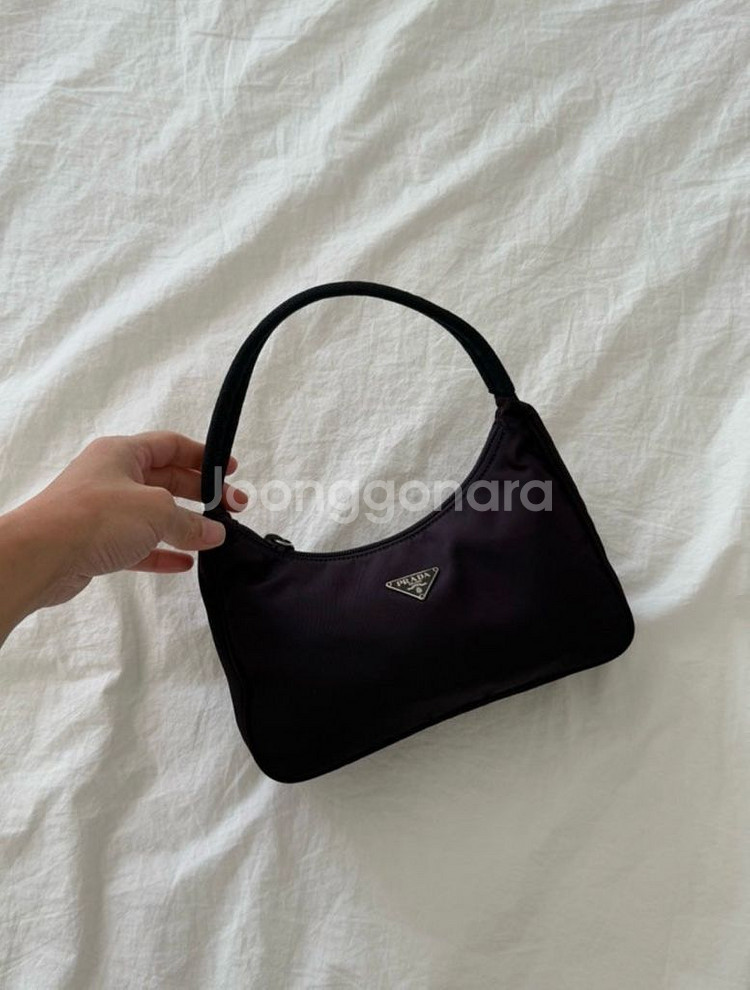 프라다 포코노 미니 호보백 (정품)--0