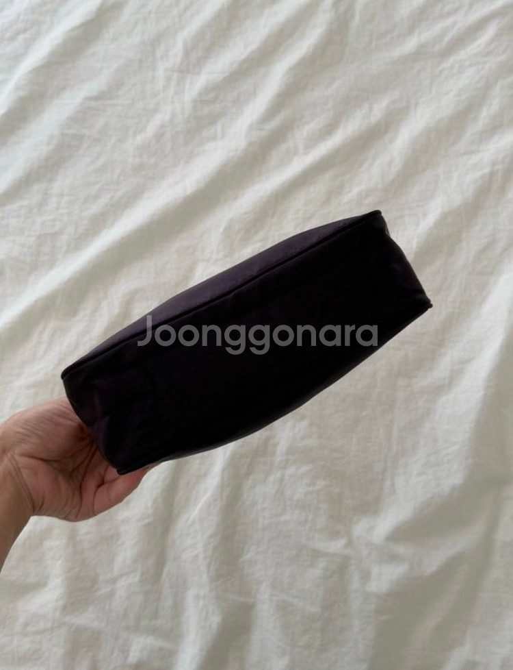 프라다 포코노 미니 호보백 (정품)--4