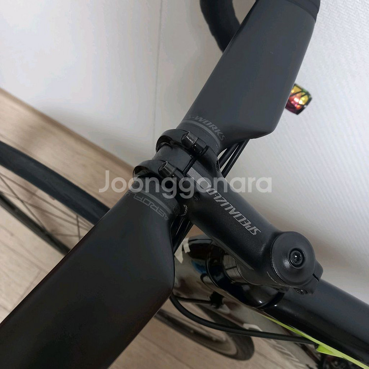 오늘 100만?) 스페셜라이즈드 벤지 엘리트 자전거--2