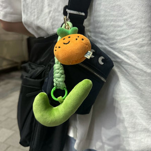 나이키 로고 키링