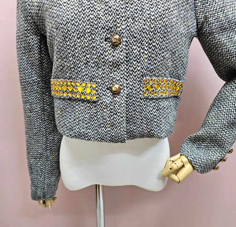 (새상품) 헤링본 큐빅 자켓--5