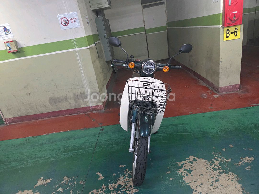 2020년식 혼다 슈퍼커브--1