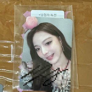 프로미스나인 이나경 라큐베 위드뮤 싸인 포토카드