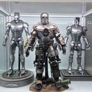 핫토이 마크1,2 / 워머신 패트리어트 팝니다