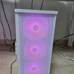 그래픽카드 5080 조립PC본체 판매합니다.