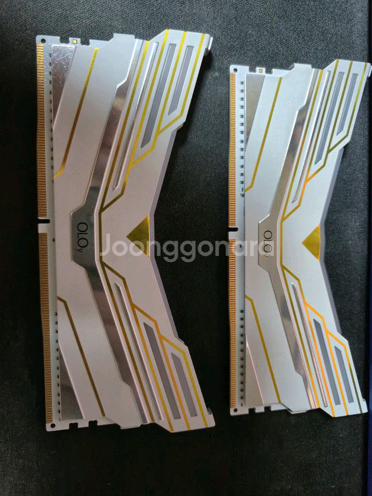 ddr4 삼성 b다이 3200cl14 8x8 (16g)--1