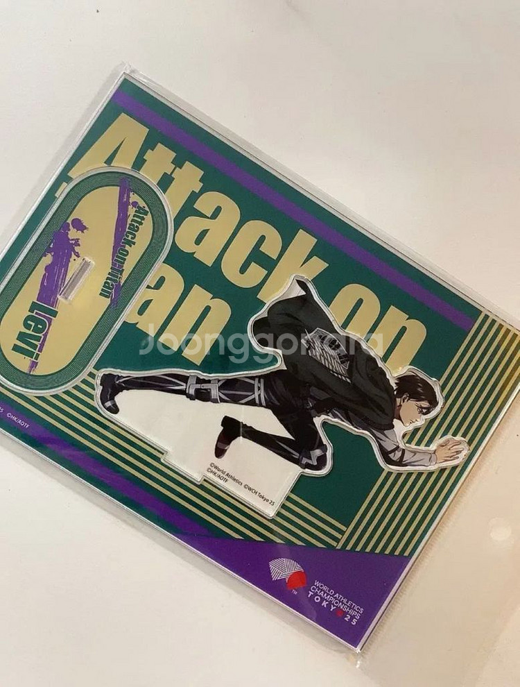 진격의거인 리바이 아크릴 한정판 팝니다--0