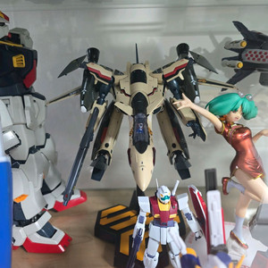 DX 초합금 마크로스 VF-19 어드밴스