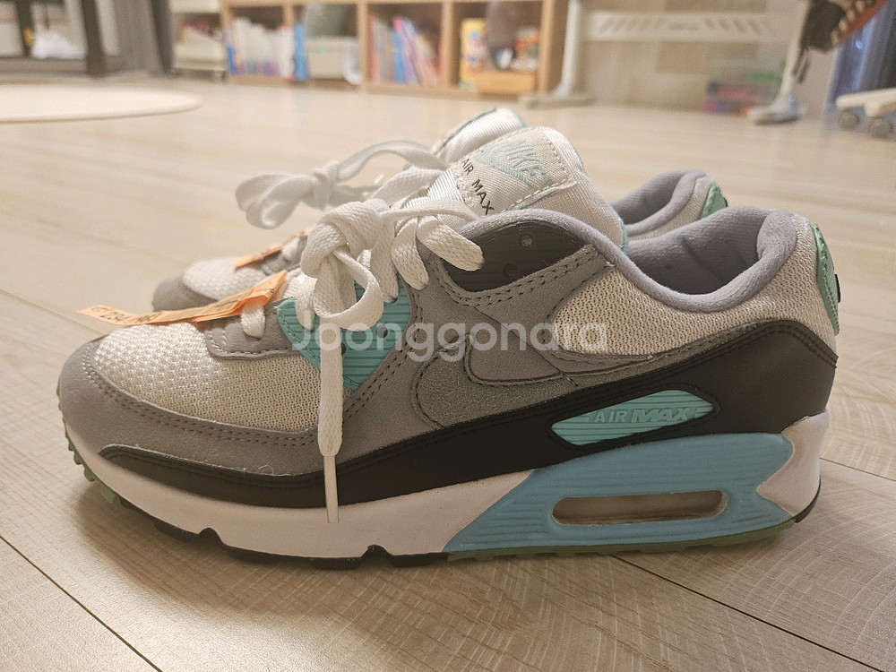 맥스90 US8 260사이즈--1