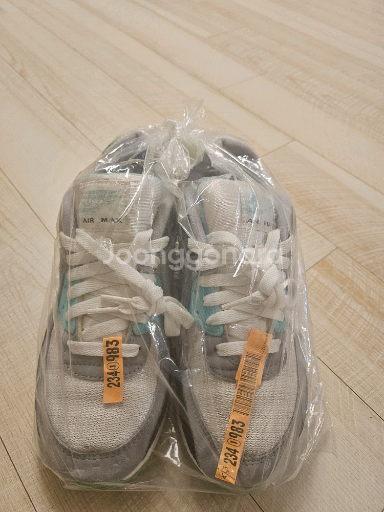 맥스90 US8 260사이즈--7