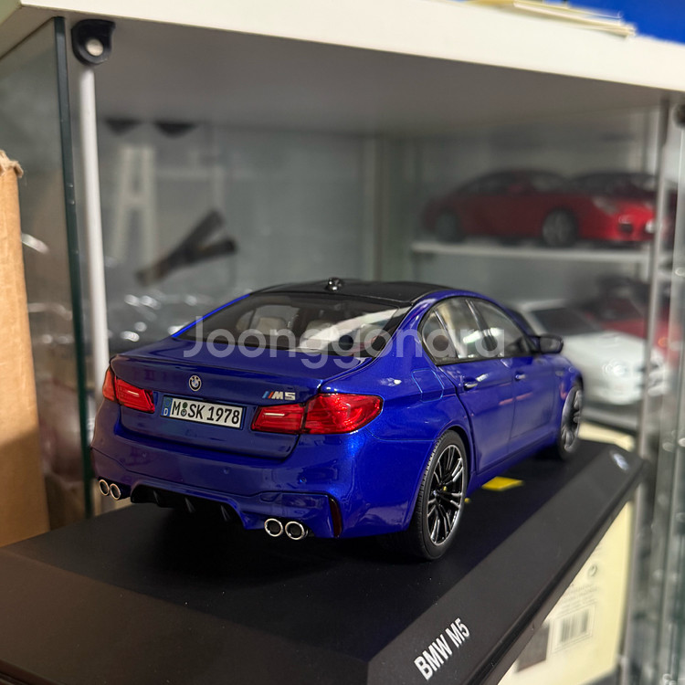 1:18 노레브 bmw f90 m5 블루 다이캐스트--1