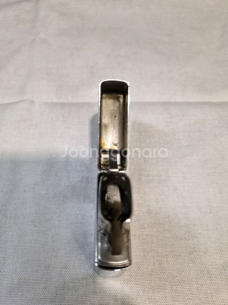 수도 기계화 사단 마크가 새겨진 지포 오일 라이터--7