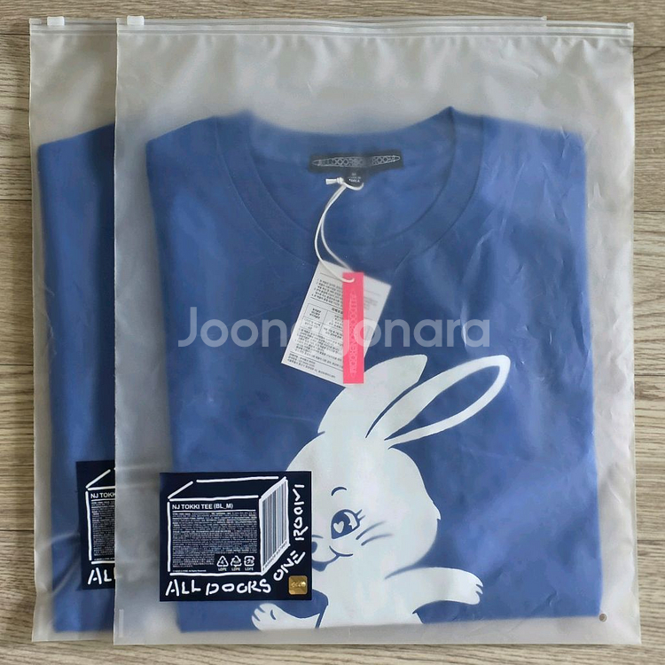 뉴진스 반팔 티셔츠 토끼 티 블루 TOKKI TEE--0