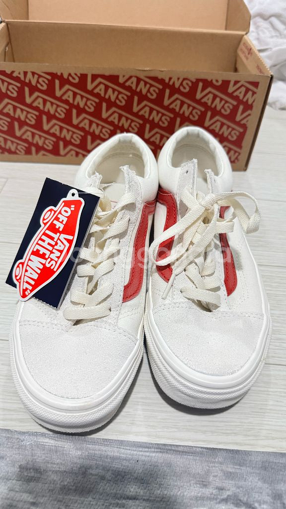 새상품 반스 클래식 올드 스쿨 VN0A3DZ3OXS1--2