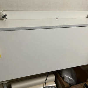 네고 가능) 침대전용 책상 팝니다!!