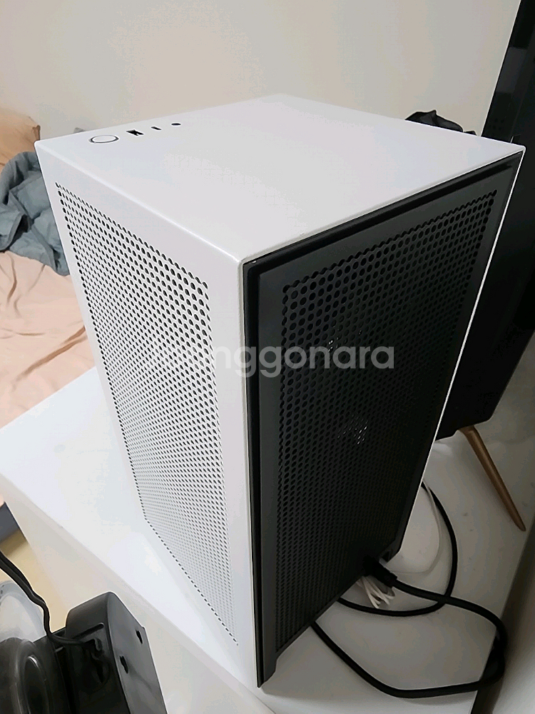 라이젠 9600X RTX3060 SFF ITX 미니PC--1
