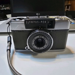 올림푸스 PEN EE-2 하프카메라