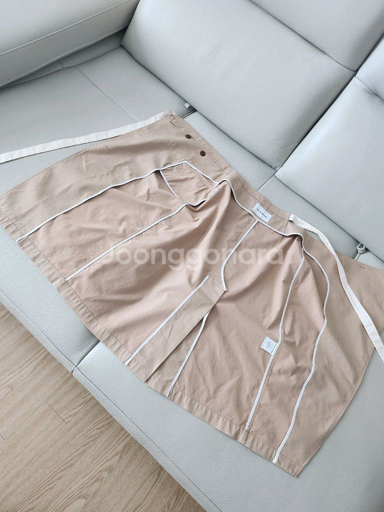 part of universe(파트오브유니버스)랩스커트--3