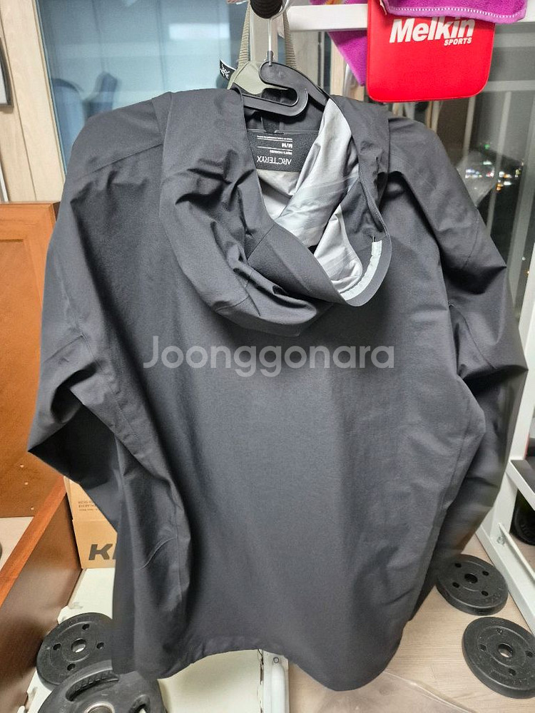 [M] 아크테릭스 베타 블랙--1