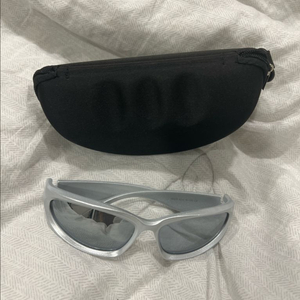 Y2K 실버 선글라스