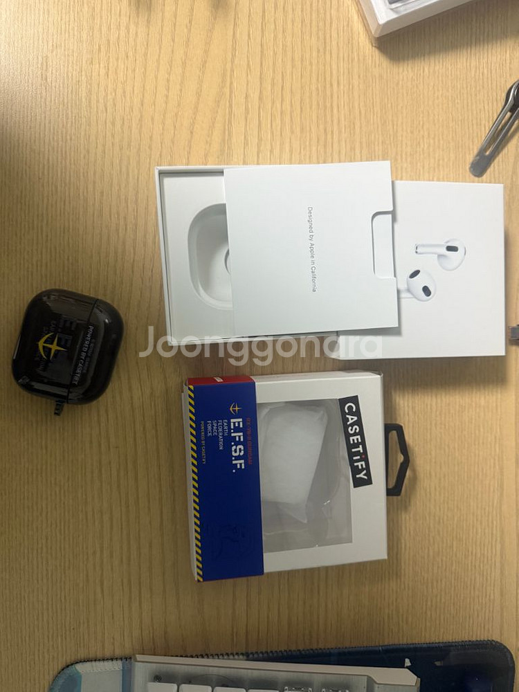 에어팟 3 풀박스 + 케이스티파이 케이스 S급--1