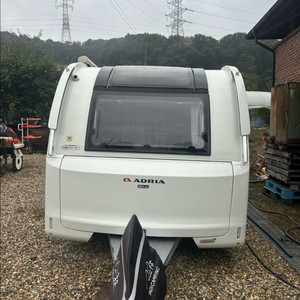 아드리아 522up 21년식 카라반 판매합니다