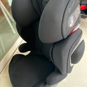 싸이벡스 주니어 카시트