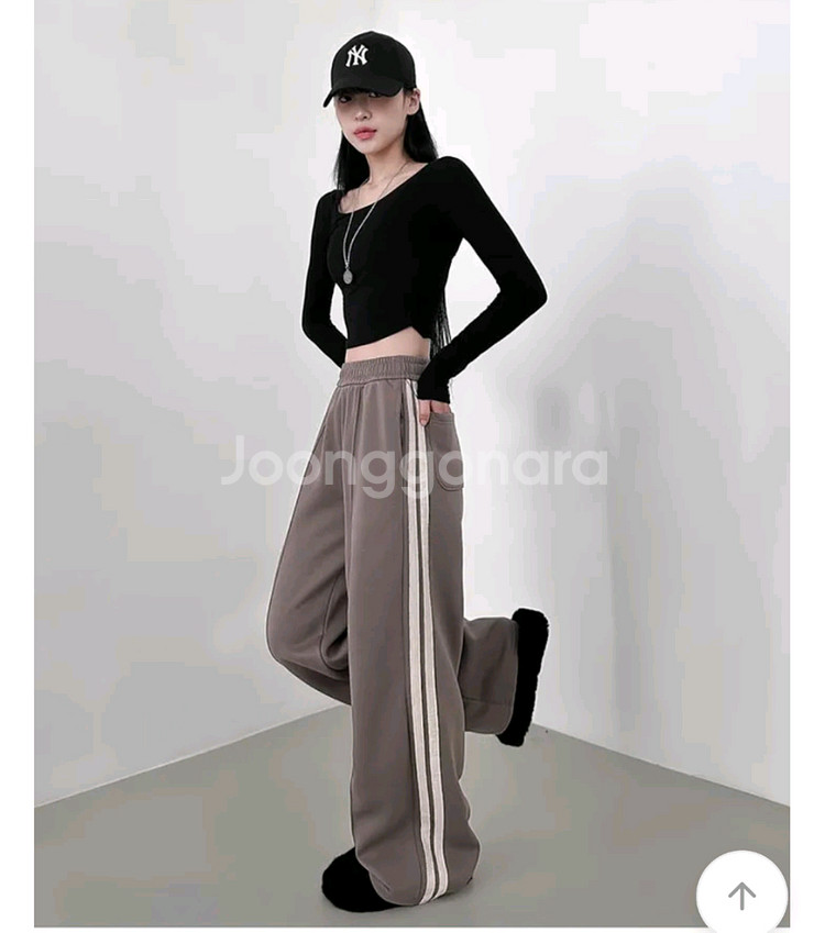 와이드 트레이닝 팬츠 모카(새상품)--0