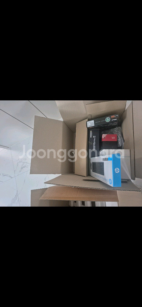 9800x3d 9070xt 초고사양 풀박스 팝니다--2