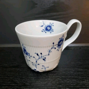 미개봉) 로얄코펜하겐 엘레먼츠 하이핸들 머그 350m 이미지