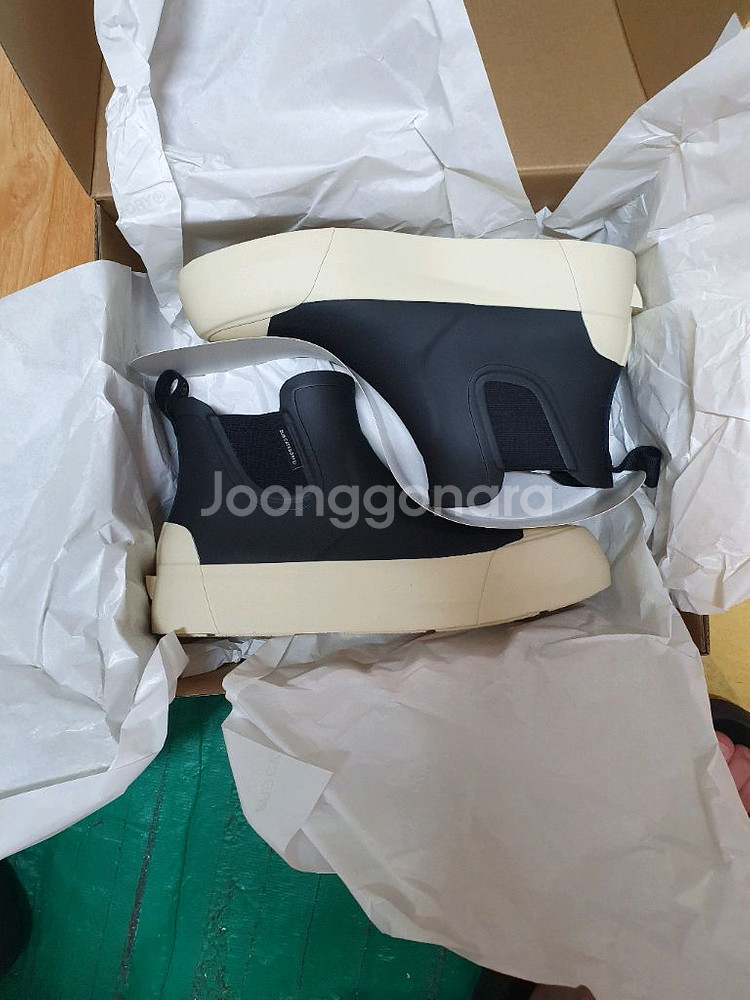 서브카테고리 SUB_F751 블랙 크림 레인부--1