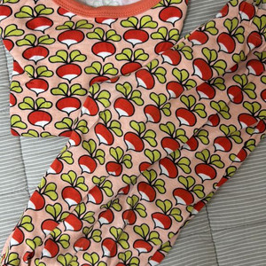 던스 피치넥타 긴팔 86/배기 7480