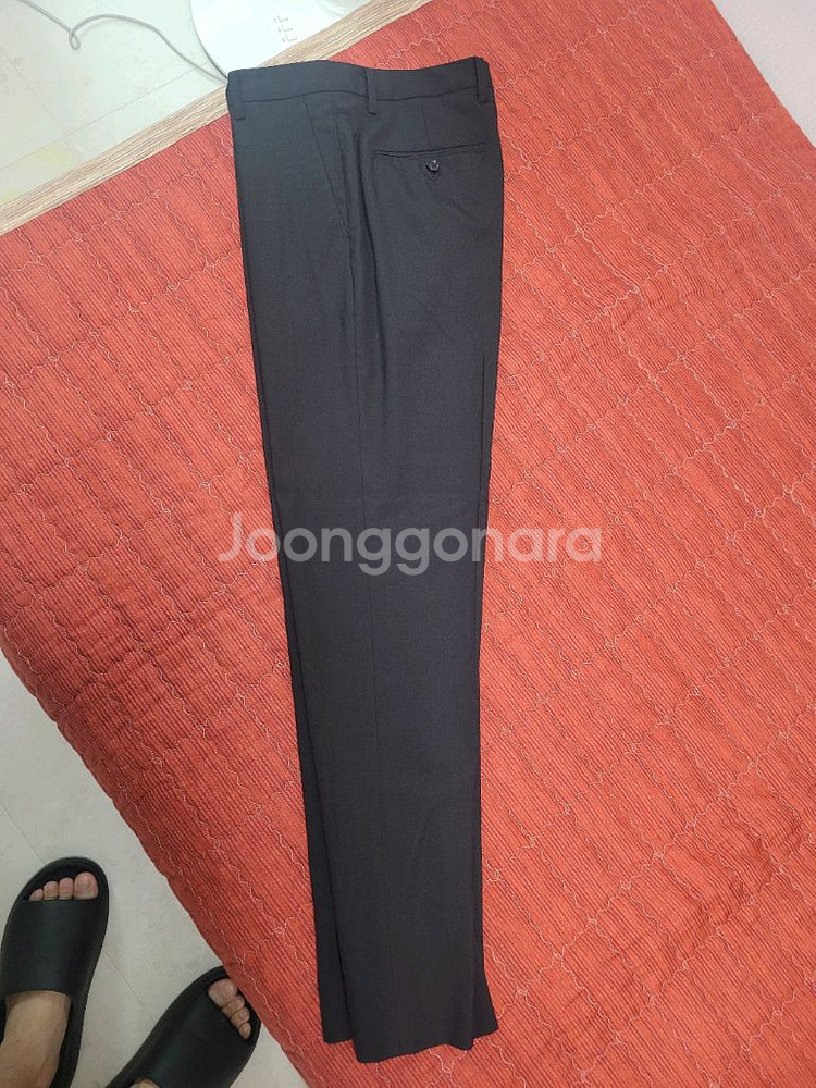 컨셉원 슬림핏 검정 슬랙스 바지 판매합니다--0