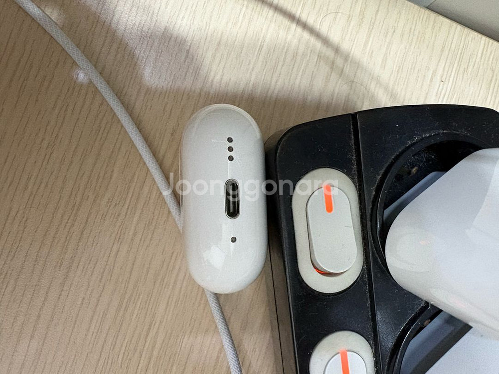 애플 에어팟4 노캔--3