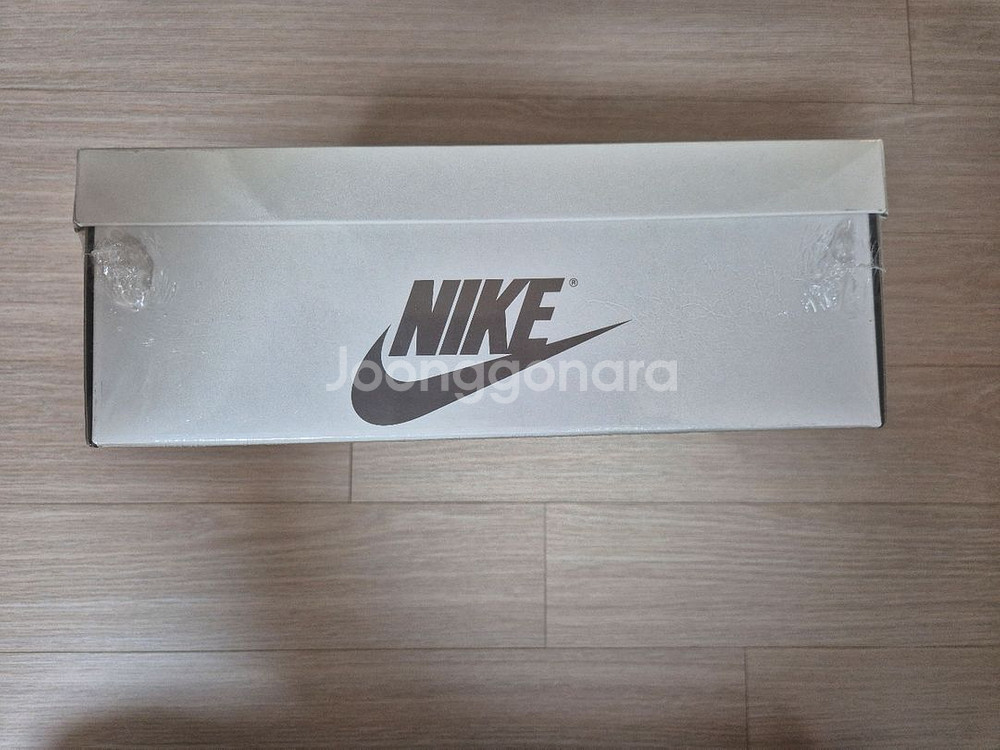 조던1 로우 트래비스 스캇 리버스 올리브255--0