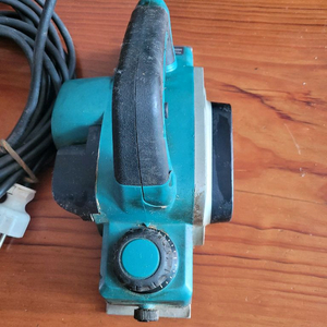 마끼다 3인치 KP0800 전기대패