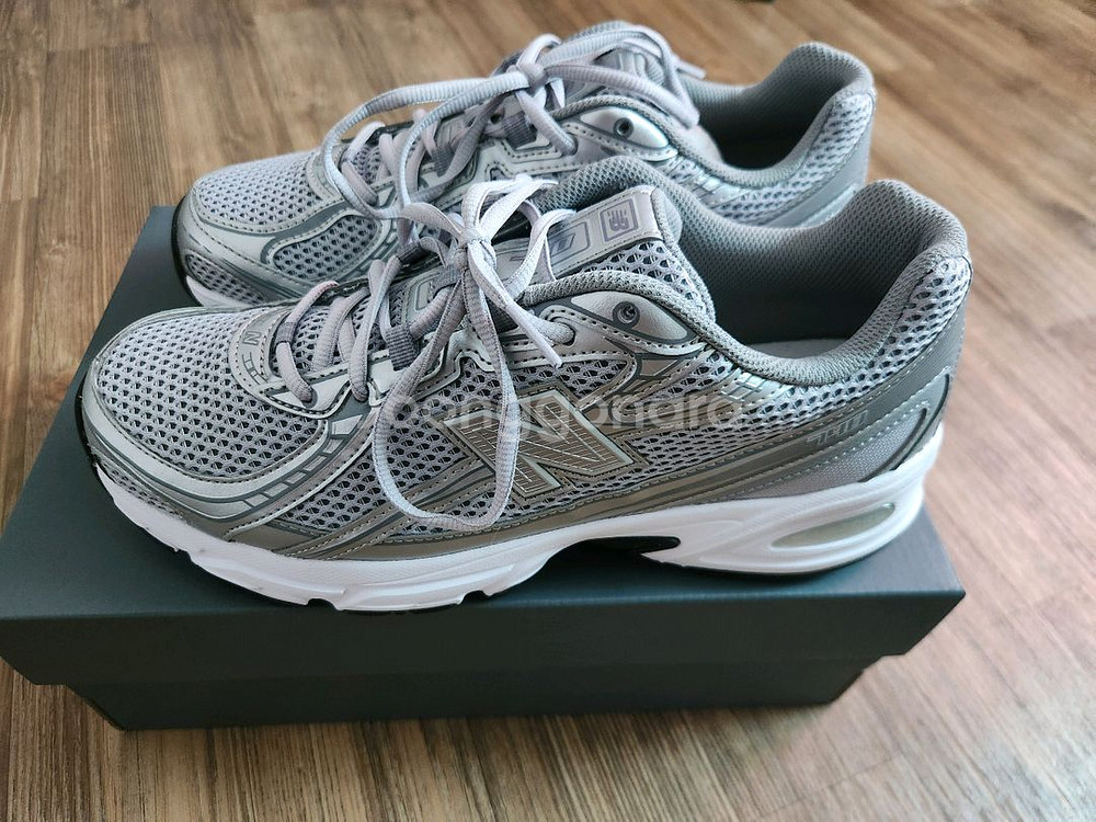 새상품) 뉴발란스 U740SG2 280mm--0