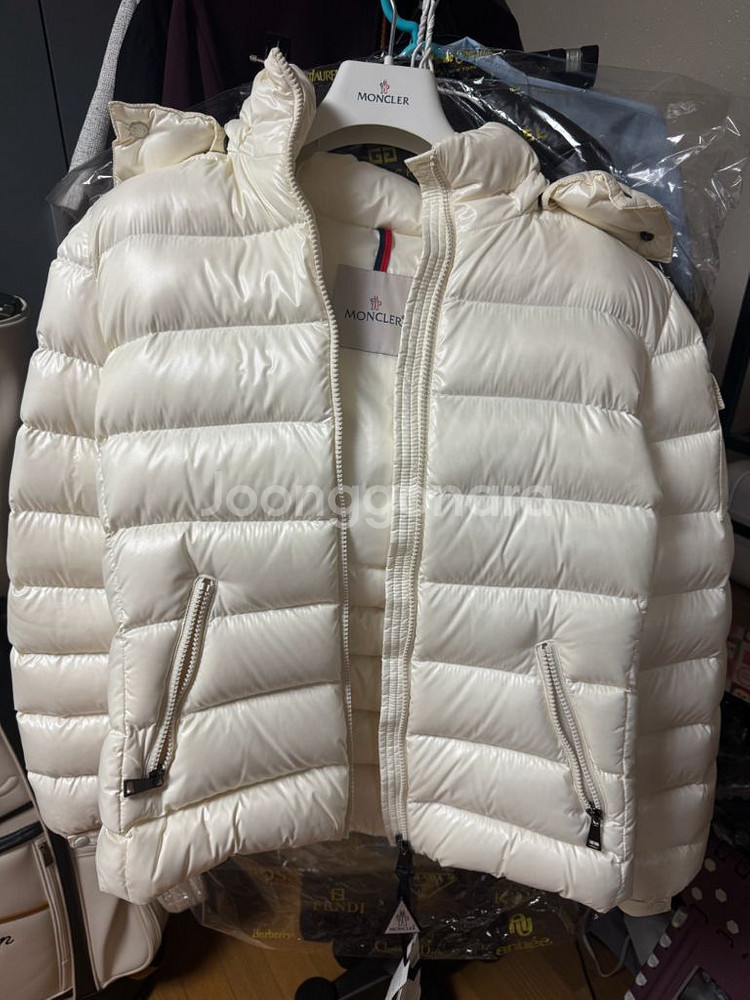 몽클레어 패딩 바디퍼--0