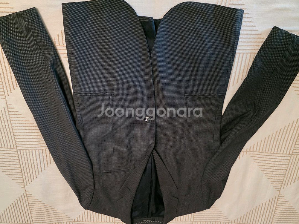 알마니 블랙자켓 신품급--0