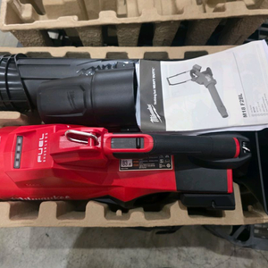 밀워키 M18 F2BL FUEL 무선 송풍기