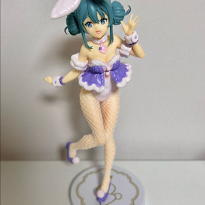 하츠네미쿠 라일락ver 바니걸 피규어